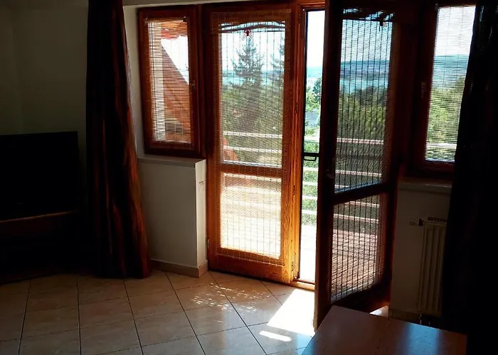 Szikszai Appartement